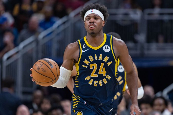 76ers trade rumors buddy hield bojan bogdanovic targeted ahead of nba deadline