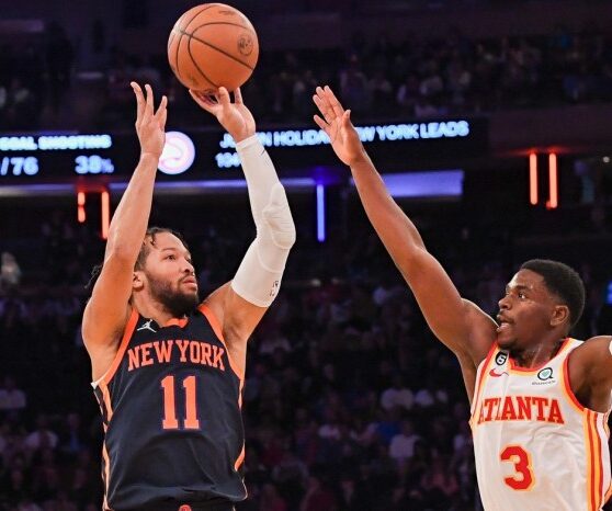 Knicks jalen brunson diagnosed with knee contusion after injury vs cavaliers