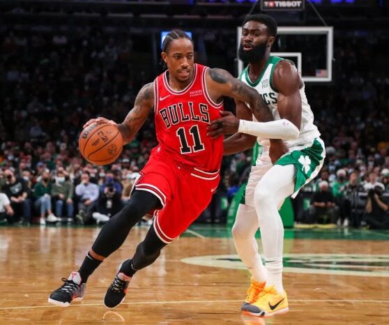 Nba rumors demar derozan got 2 year 80m bulls contract offer eyes longer deal