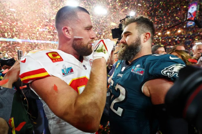 Chiefs travis kelce says taylor swifts new unreleased album is unbelievable