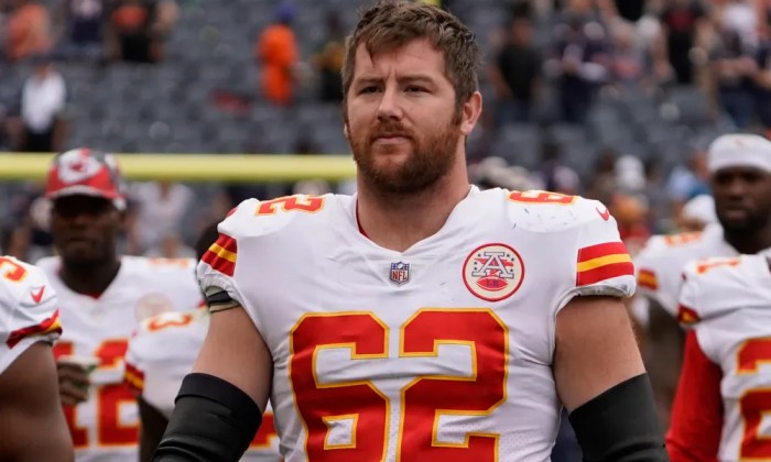 Chiefs joe thuney out for super bowl 58 vs 49ers with injury mckinnon questionable