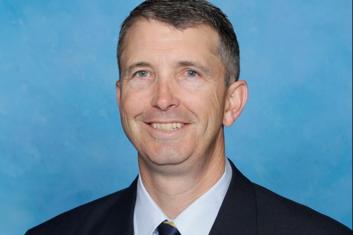 Espn arizona sjsus brent brennan agree to hc contract after fisch joins washington