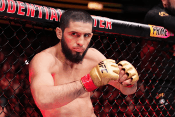 Ufcs islam makhachev calls conor mcgregor a chicken after photo of toe injury