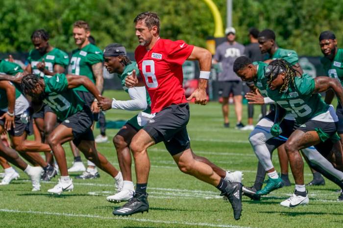 Free agent contracts jets must consider before training camp