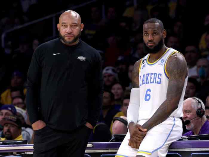 Lakers lebron james to be very strategic with injury despite nba playoff standings
