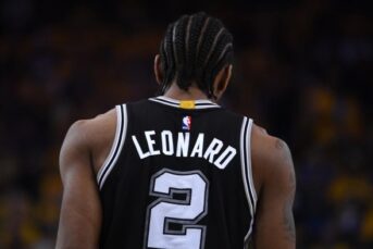 Clippers kawhi leonard didnt get haircut despite viral photo at tank davis fight