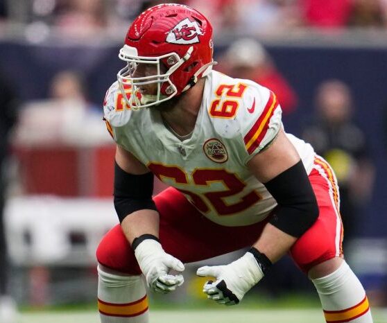 Chiefs joe thuney out for super bowl 58 vs 49ers with injury mckinnon questionable