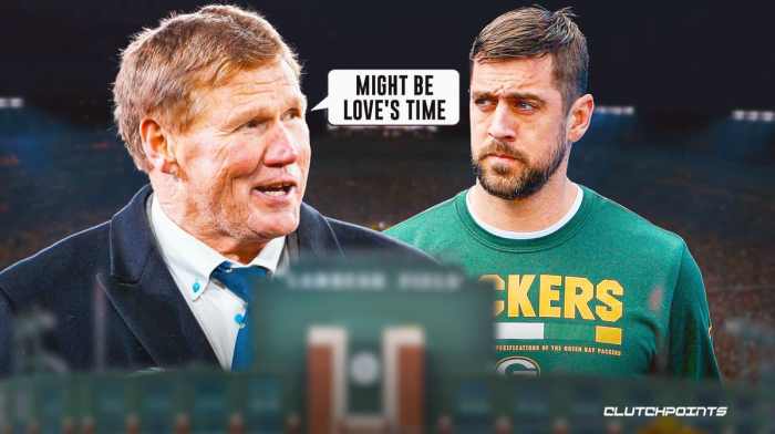 Aaron rodgers shouts out jordan love after record contract jokes about selling house
