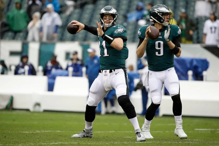 Carson wentz nick foles praising chiefs in past factored into fa contract decision