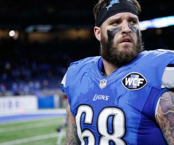 Nfl rumors taylor decker lions agree to 3 year 60m contract amid training camp