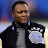 Nfl legend barry sanders says he experienced heart related health scare