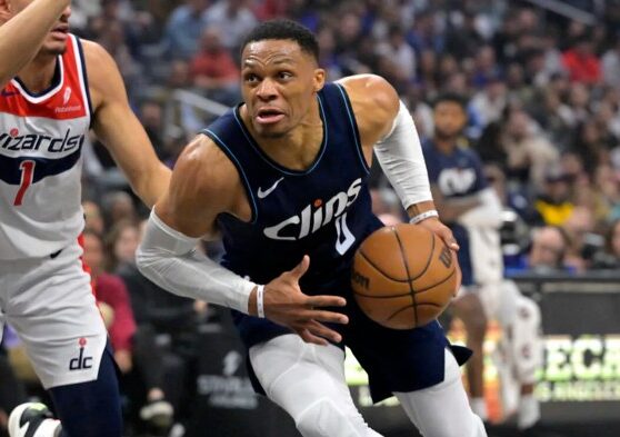 Clippers russell westbrooks hand injury diagnosed as fracture