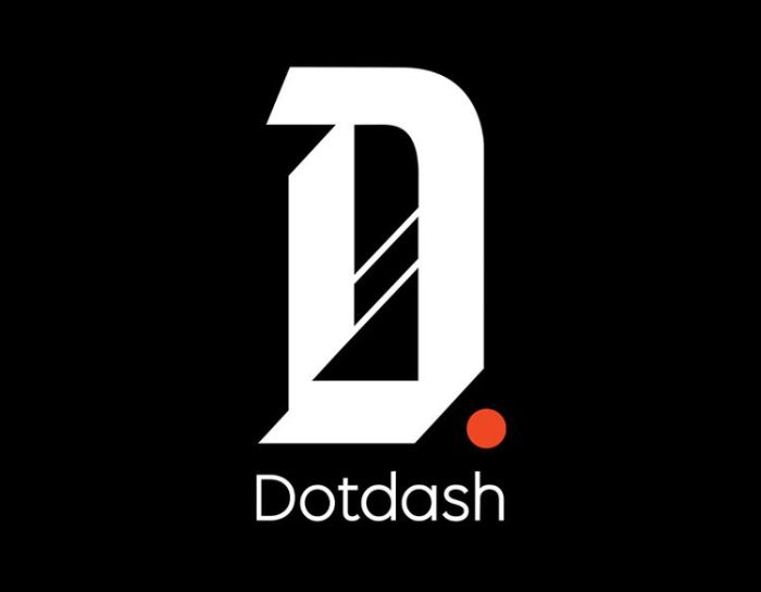 Dot dash flasher wrasse