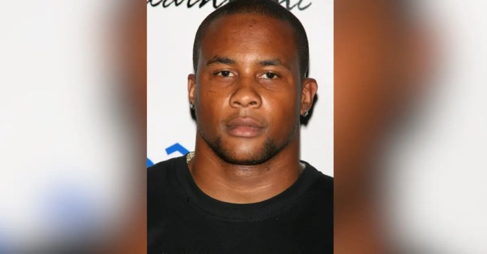 Former giants rb derrick ward pleads not guilty to robbery charges