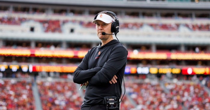Lincoln riley wants usc to follow michigans model rely less on transfer portal