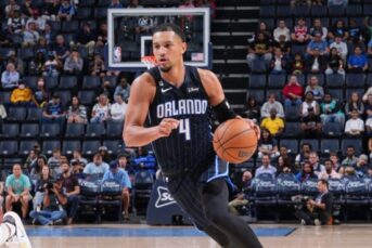 Knicks rumors jalen brunson avoids serious knee injury questionable vs hawks
