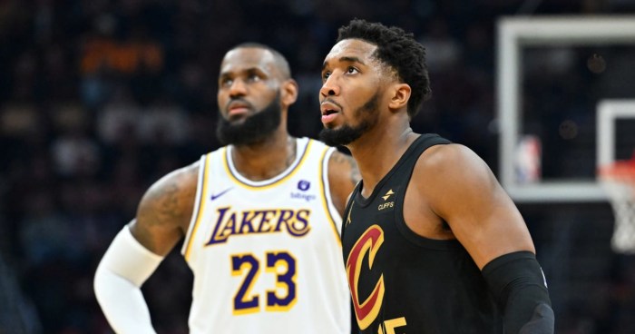 Blockbuster trades Blockbuster trades