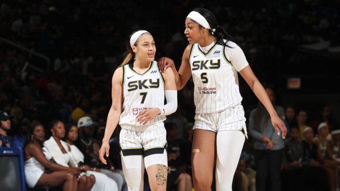 Angel reese sets wnba record with 9th straight double double in sky loss vs aces
