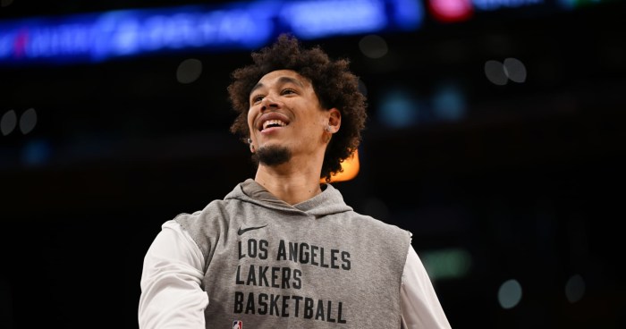 Lakers are smart to prioritize jaxson hayes over wood reddish amid nba trade rumors