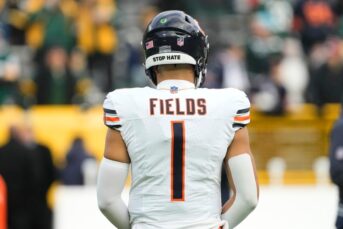 Justin fields trade rumors unlikely bears can get 2nd round pick in nfl draft for qb