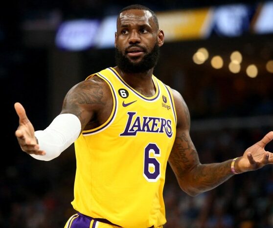 Lakers lebron james to be very strategic with injury despite nba playoff standings