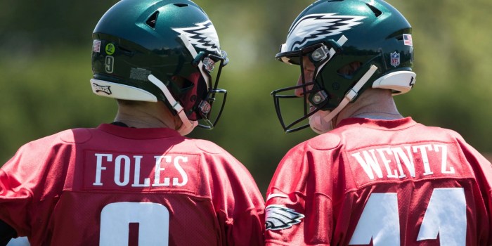 Carson wentz nick foles praising chiefs in past factored into fa contract decision