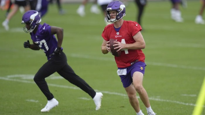 Nfl rumors 49ers fa sam darnold vikings agree to contract after kirk cousins exit