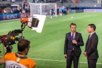 Sports commentary competition in english