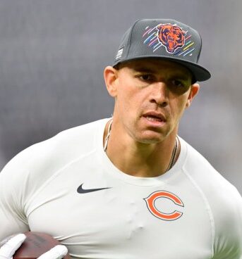 Jimmy graham says hes not sure yet on nfl retirement will reach out to saints