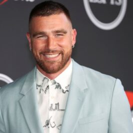 Travis kelce seth rollins more show off kentucky derby outfits in videos photos