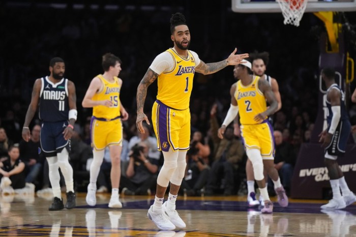 Lakers nba deadline rumors tracker Lakers nba deadline rumors tracker