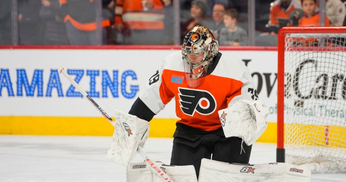 Flyers carter hart taking indefinite leave of absence due to personal reasons