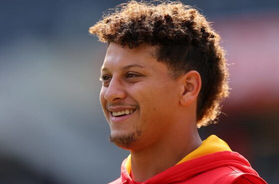 Nfl rumors chiefs patrick mahomes restructures contract clears 216m in cap space