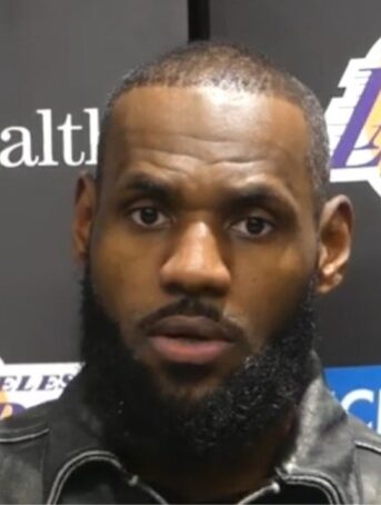 Lakers rumors lebron james open to pay cut for klay thompson harden contracts