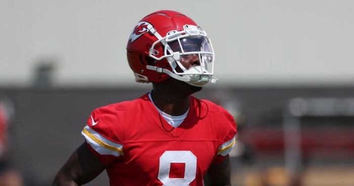 Fantasy Alert: Chiefs' Patrick Mahomes 'Loves' JuJu Smith-Schuster ... Fantasy alert chiefs hype xavier worthys speed you can feel and toughness