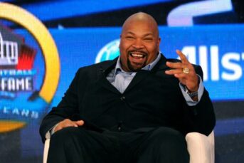 Cowboys legend larry allen dies at 52 hall of famer won super bowl 30 with dallas
