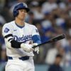 Dodgers shohei ohtani playing through hamstring injury manager dave roberts says
