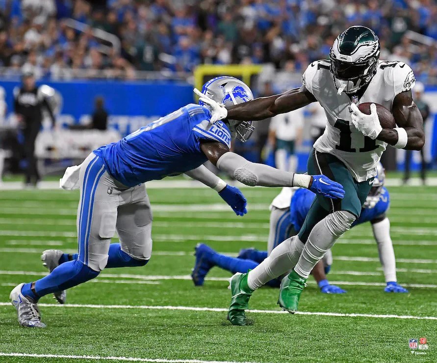 Eagles aj brown wipes social media accounts ahead of buccaneers playoff game