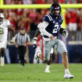 Ole miss qb jaxson dart signs nil deal with private jet company nicholas air