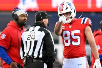 Patriots rumors latest on oc dc search for jerod mayos staff after belichick run