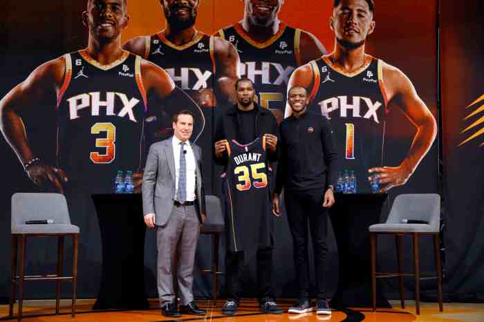 Suns kevin durant isaiah thomas has inspired basketball players around the world