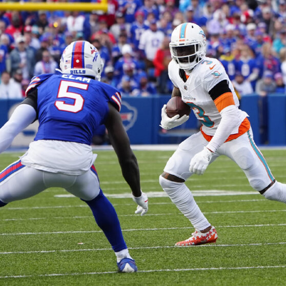 Odell beckham jr has dolphins contract offer in nfl free agency mike mcdaniel says
