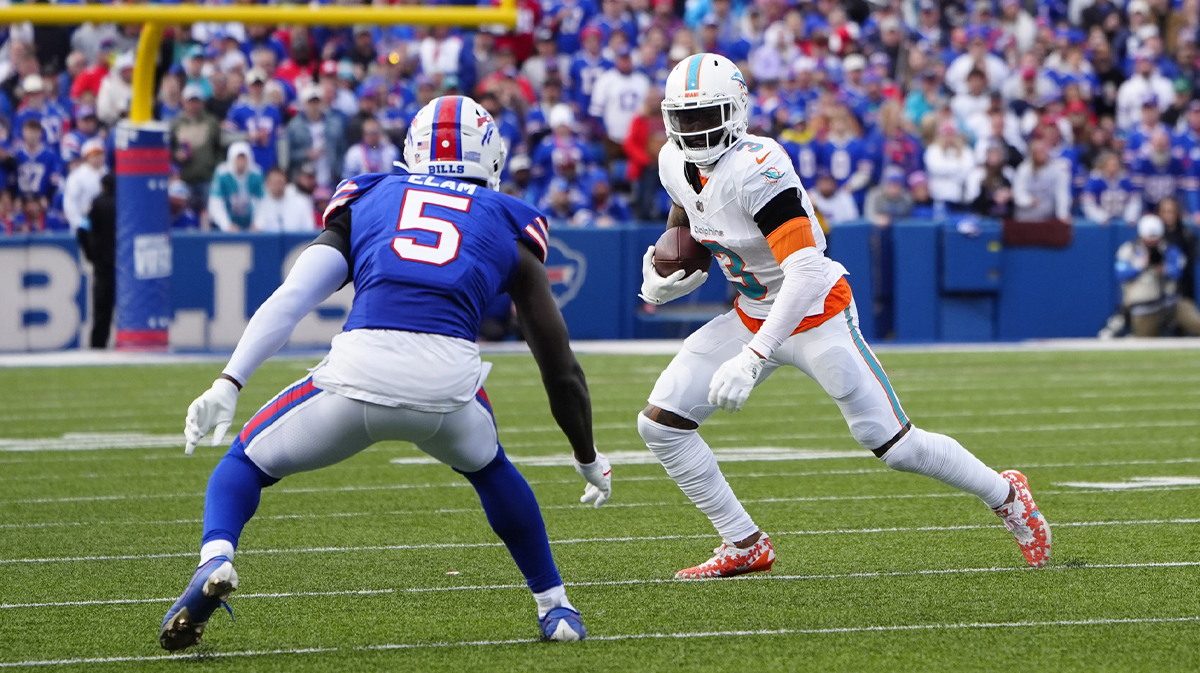 Odell beckham jr has dolphins contract offer in nfl free agency mike mcdaniel says