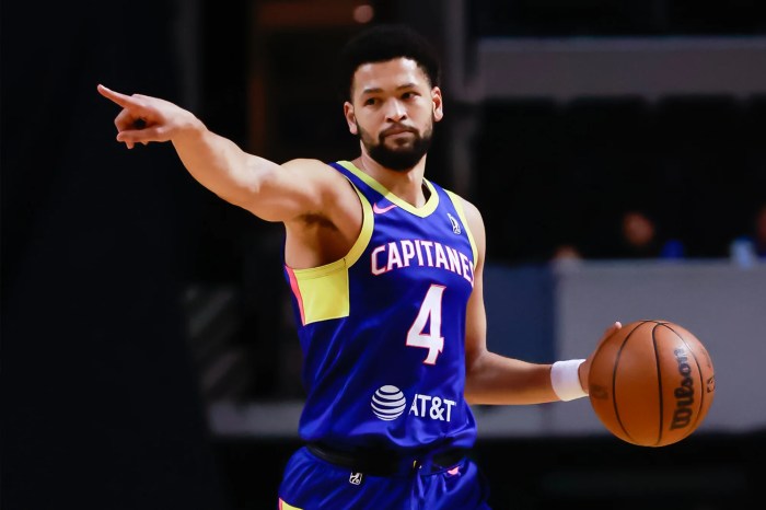 Lakers news former blazers guard skylar mays agrees to 2 way contract