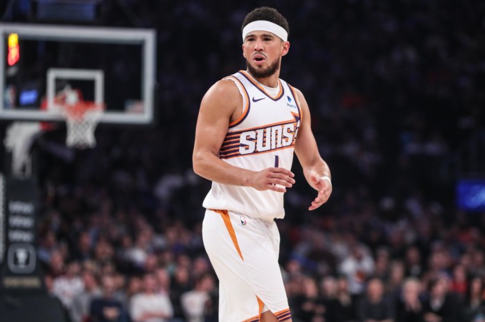 Finals devin throwback booker 12news Devin booker electrifies nba fans as kevin durant suns beat luka doncic mavs