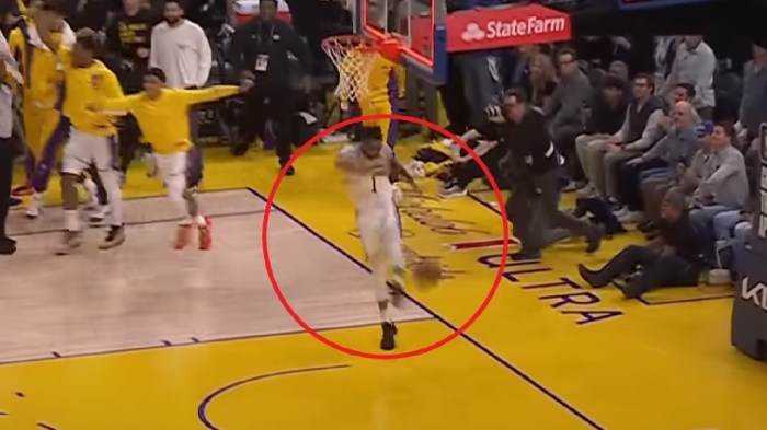 Lakers dangelo russell fined 25k for verbally abusing nba official in nuggets loss