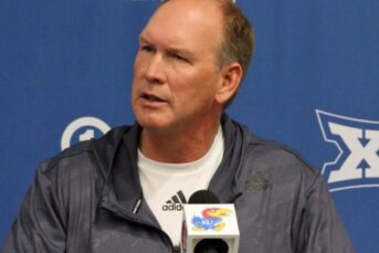 Report lance leipold kansas agree to new contract with average salary around 7m