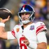 Nfl rumors daniel jones health a real concern amid injury giants mara favors qb