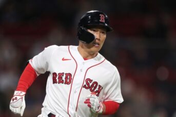 Red sox trade rumors masataka yoshidas contract drawing virtually no interest
