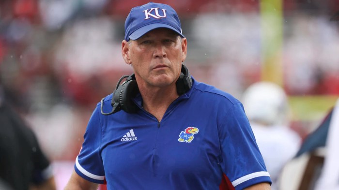 Report lance leipold kansas agree to new contract with average salary around 7m